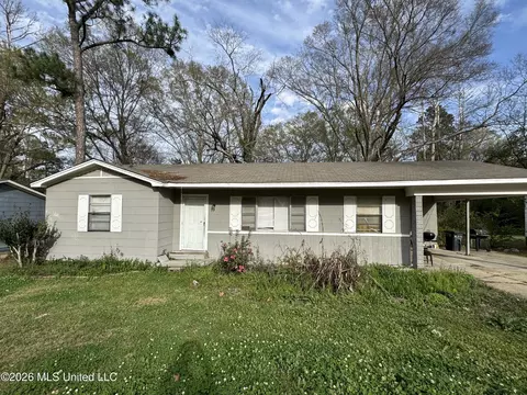 1316 Maria Dr, Jackson, MS 39204 photo 2