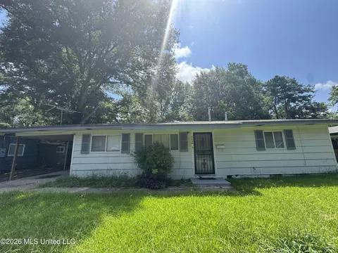 3038 Lakewood Dr, Jackson, MS 39212