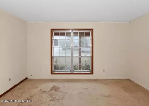 Living - 411 Crider Dr, Brookhaven, MS 39601 photo 5 of 5