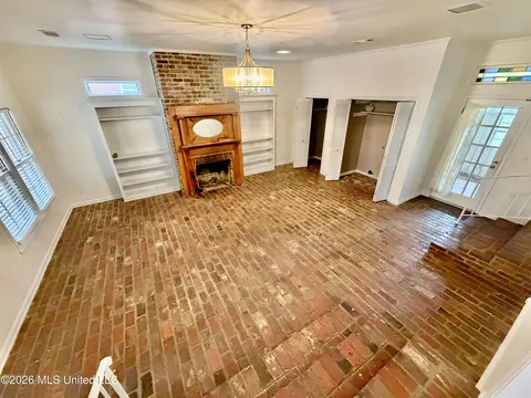 Living - 350 N Ruby Ave, Ruleville, MS 38771 photo 2 of 2