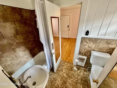 Bath - 350 N Ruby Ave, Ruleville, MS 38771 photo 1 of 2