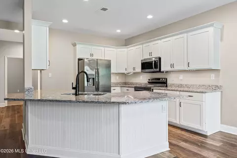 Kitchen - 1762 Smart Rd, Como, MS 38619 photo 1 of 3