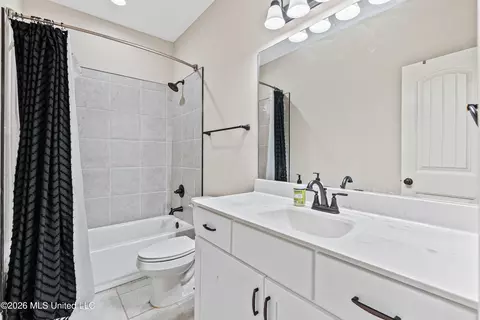 Bath - 1762 Smart Rd, Como, MS 38619 photo 1 of 3
