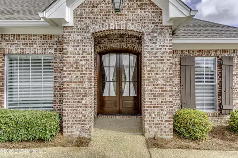 Entry Way - 106 Linden Cv, Madison, MS 39110 photo 1 of 4