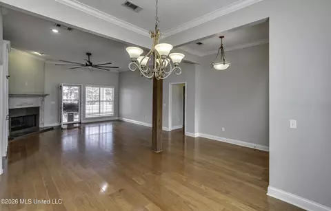 Living - 106 Linden Cv, Madison, MS 39110 photo 2 of 3