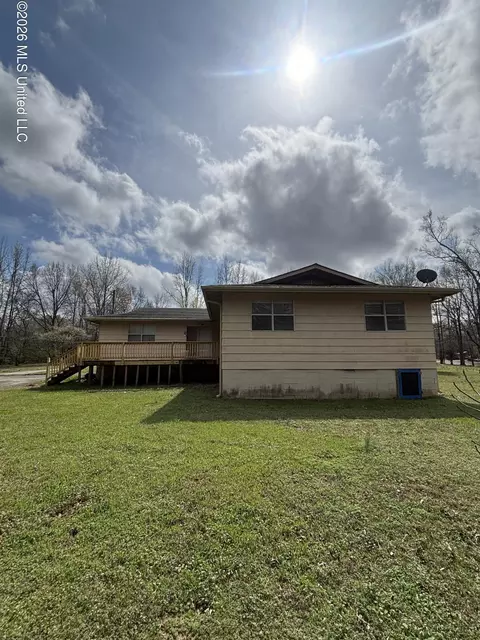 211 Oak Rd, Byhalia, MS 38611