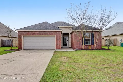 16959 Acron St, Gulfport, MS 39503