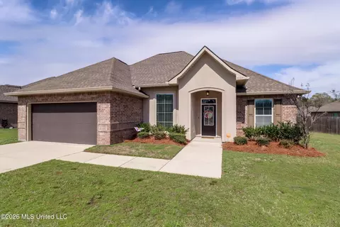 3002 Sea Oats Dr, Long Beach, MS 39560