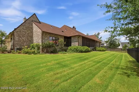 Exterior - 214 Ashworth Cir, Madison, MS 39110 photo 15 of 20