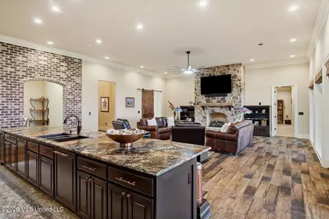 Other - 214 Ashworth Cir, Madison, MS 39110 photo 6 of 12