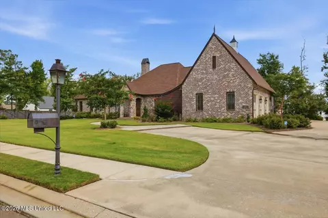 Exterior - 214 Ashworth Cir, Madison, MS 39110 photo 3 of 20