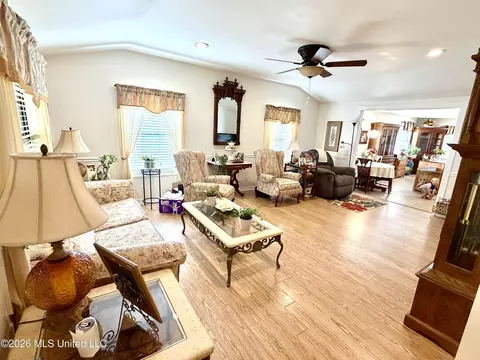 Living - 5319 Griffin St, Moss Point, MS 39563 photo 2 of 3
