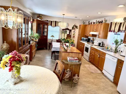 Kitchen - 5319 Griffin St, Moss Point, MS 39563 photo 1 of 3