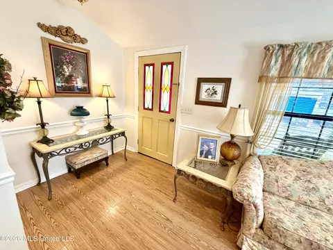 Entry Way - 5319 Griffin St, Moss Point, MS 39563 photo 1 of 1
