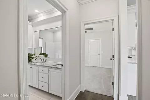 Entry Way - 204 Ashbury Cv, Canton, MS 39046 photo 8 of 8