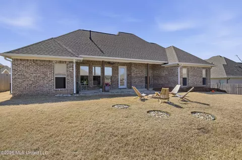 Exterior - 204 Ashbury Cv, Canton, MS 39046 photo 11 of 15