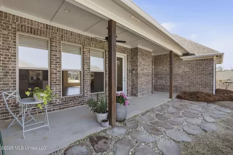 Exterior - 204 Ashbury Cv, Canton, MS 39046 photo 6 of 15