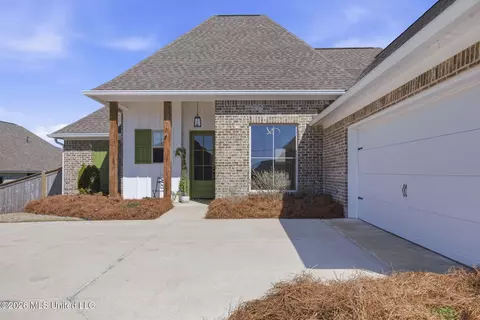 Exterior - 204 Ashbury Cv, Canton, MS 39046 photo 5 of 15