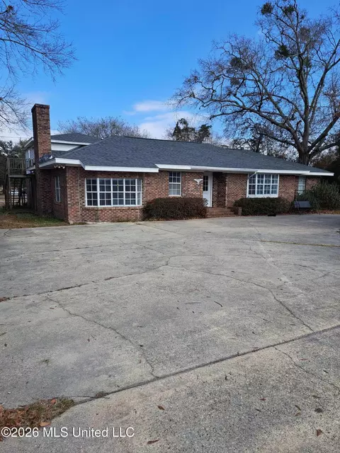 5106 Lawson Ave, Gulfport, MS 39507