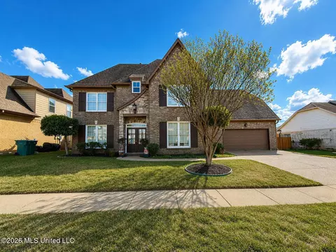 2919 S Cherry Dr, Southaven, MS 38672