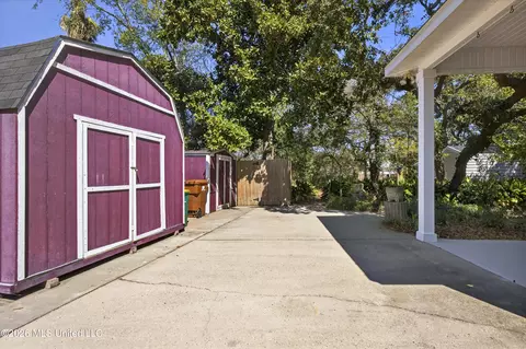 Exterior - 109 E Azalea Dr, Long Beach, MS 39560 photo 7 of 10