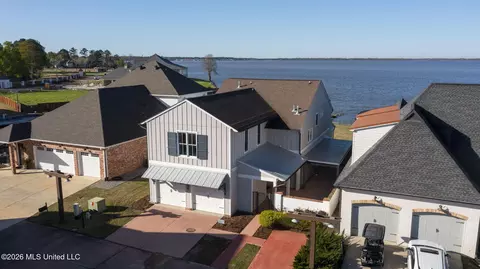 Exterior - 504 Port Arbor, Brandon, MS 39047 photo 12 of 15