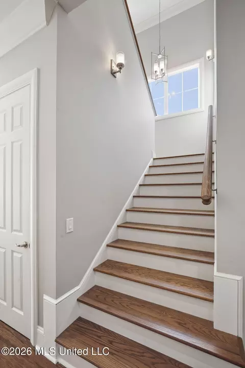 Entry Way - 504 Port Arbor, Brandon, MS 39047 photo 4 of 12