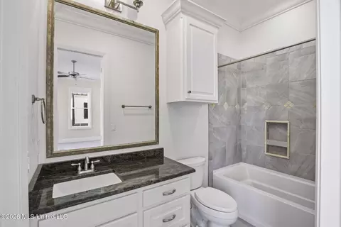 Bath - 504 Port Arbor, Brandon, MS 39047 photo 11 of 13
