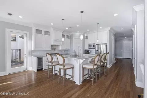 Kitchen - 504 Port Arbor, Brandon, MS 39047 photo 6 of 6