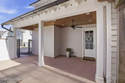 Exterior - 504 Port Arbor, Brandon, MS 39047 photo 9 of 15