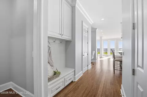 Entry Way - 504 Port Arbor, Brandon, MS 39047 photo 10 of 12