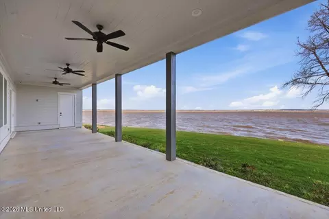 Exterior - 609 Osprey Cv, Brandon, MS 39047 photo 7 of 16