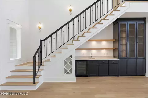 Entry Way - 609 Osprey Cv, Brandon, MS 39047 photo 3 of 8