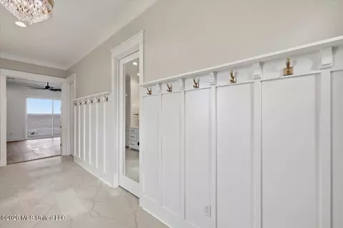 Entry Way - 609 Osprey Cv, Brandon, MS 39047 photo 5 of 8