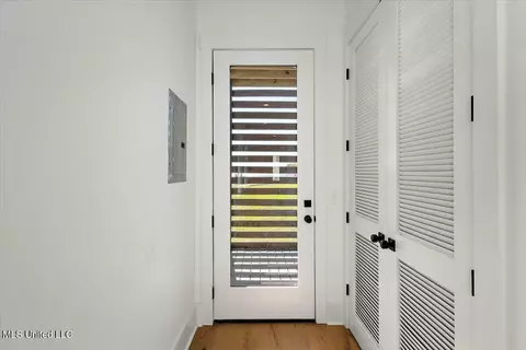 Entry Way - 253 N Natchez Dr #201, Madison, MS 39110 photo 1 of 4