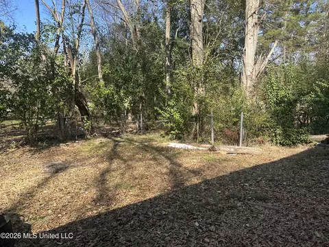 Exterior - 156 Wacker Dr, Jackson, MS 39206 photo 10 of 10