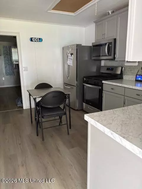 Kitchen - 5702 Rollinson Rd, Liberty, MS 39645 photo 2 of 2