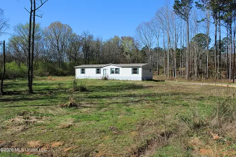 205 Morning Sun Dr, Byhalia, MS 38611