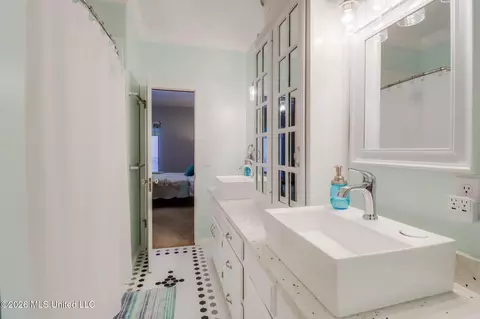 Bath - 65 Gartman Rd, Perkinston, MS 39573 photo 1 of 3