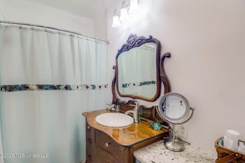 Bath - 65 Gartman Rd, Perkinston, MS 39573 photo 3 of 3