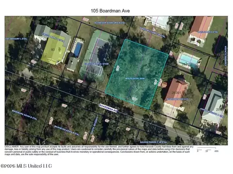 105 Boardman Ave, Bay Saint Louis, MS 39520