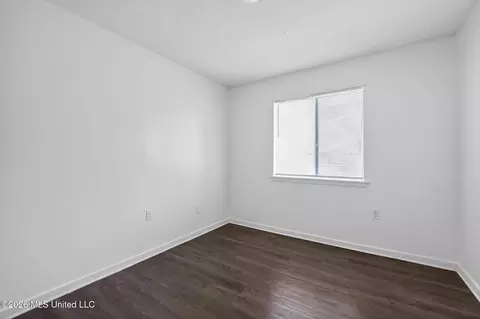 Bedroom - 5770 Queen Mary Ln, Jackson, MS 39209 photo 1 of 13