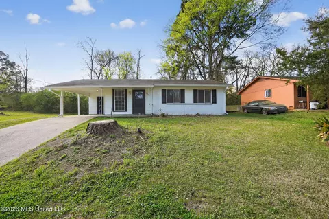 5770 Queen Mary Ln, Jackson, MS 39209