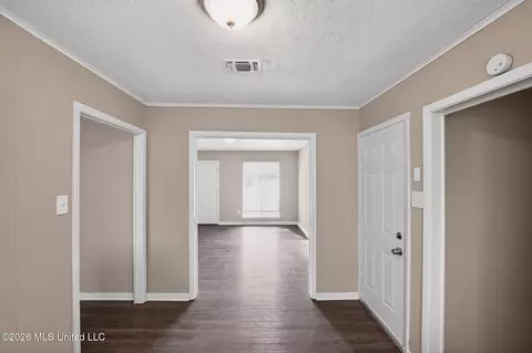 Entry Way - 117 James Monroe Pl, Jackson, MS 39213 photo 6 of 6
