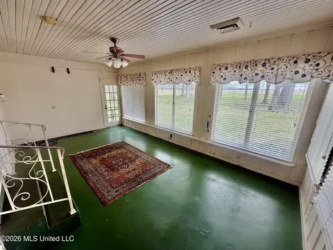 Exterior - 405 Preston St, Benoit, MS 38725 photo 1 of 6