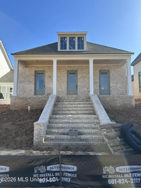 133 Water St, Madison, MS 39110