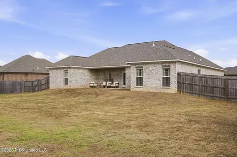 Exterior - 170 Chartleigh Cir, Canton, MS 39046 photo 7 of 10