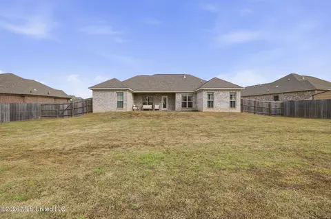 Exterior - 170 Chartleigh Cir, Canton, MS 39046 photo 6 of 10