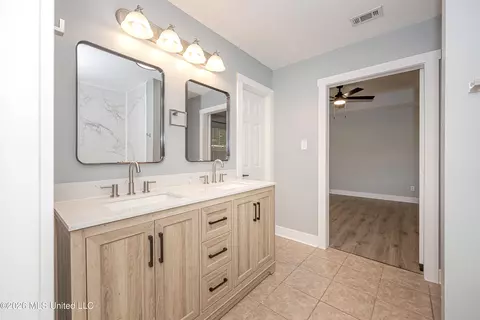 Bath - 21455 Edgewood Dr, Saucier, MS 39574 photo 5 of 5