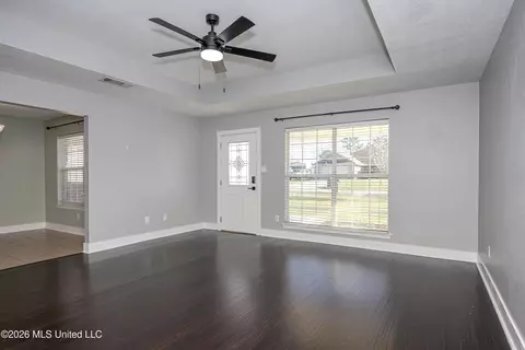 Living - 21455 Edgewood Dr, Saucier, MS 39574 photo 2 of 3